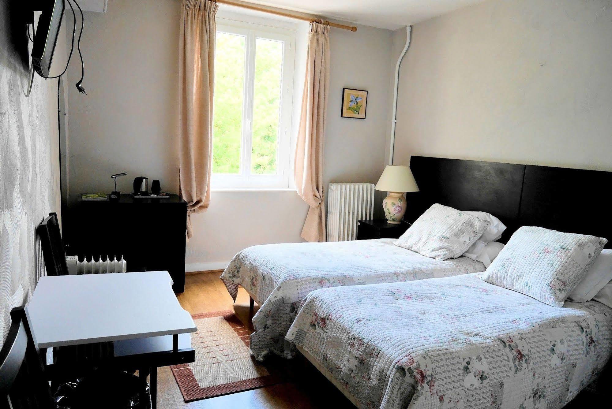 Auberge Le Rabelais Malay-le-Petit Екстер'єр фото