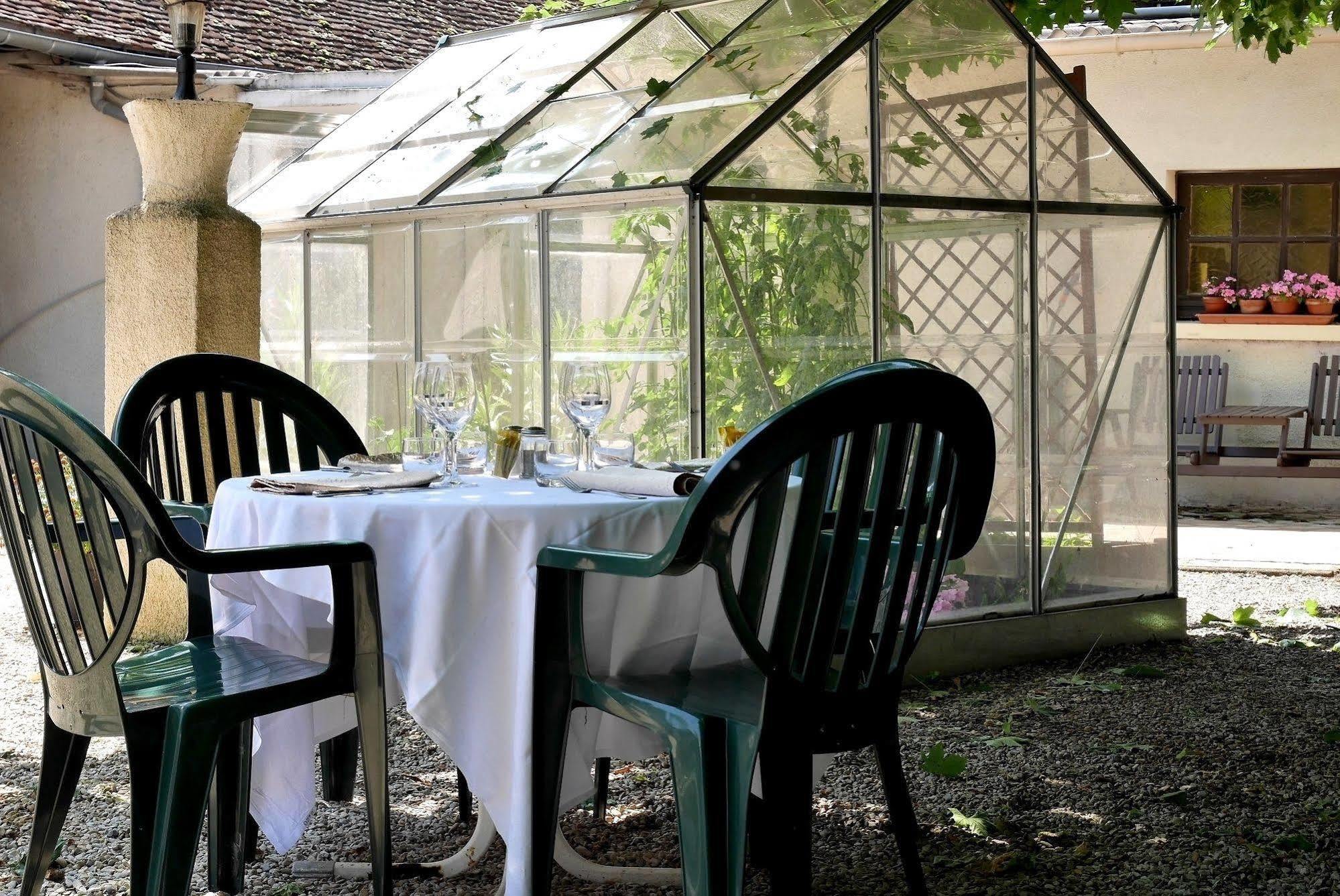 Auberge Le Rabelais Malay-le-Petit Екстер'єр фото