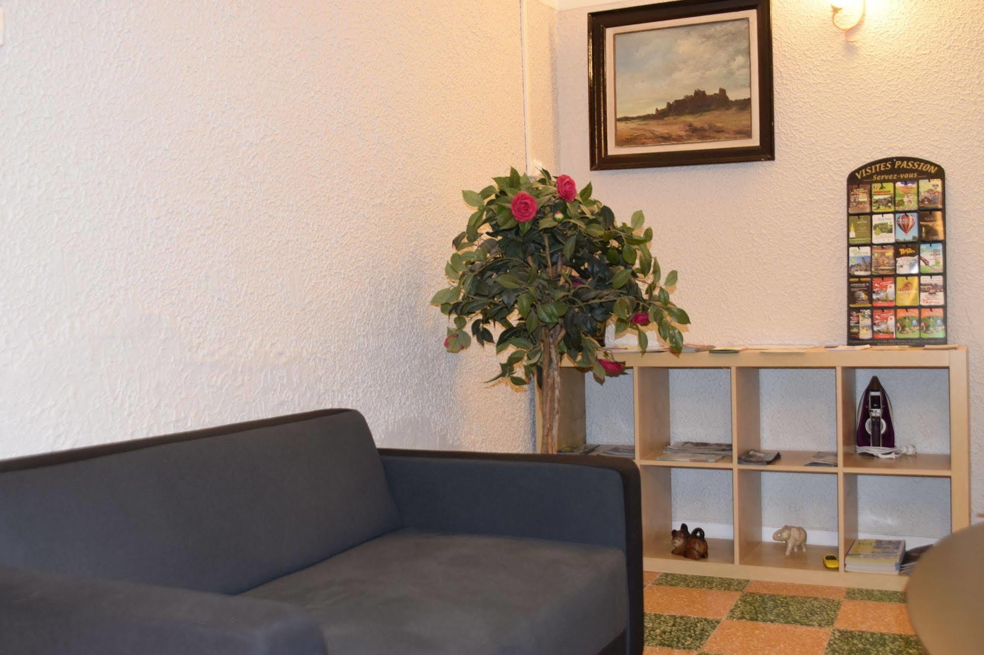 Auberge Le Rabelais Malay-le-Petit Екстер'єр фото