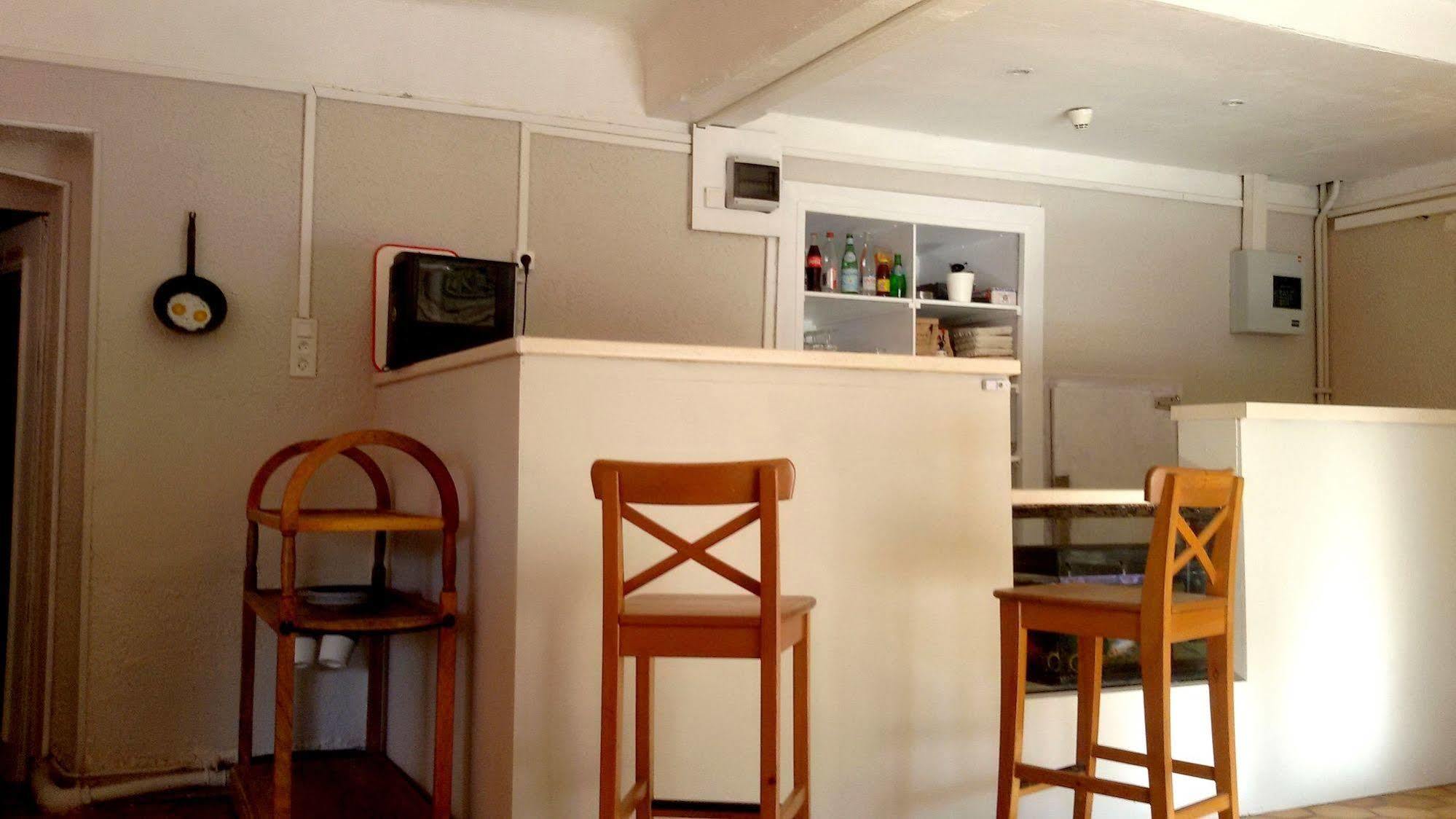 Auberge Le Rabelais Malay-le-Petit Екстер'єр фото